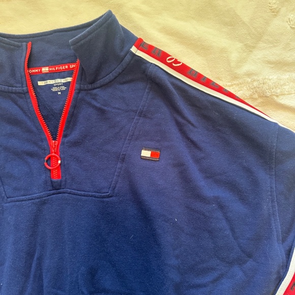 Tommy Hilfiger Cropped Half Zip - Picture 2 of 5
